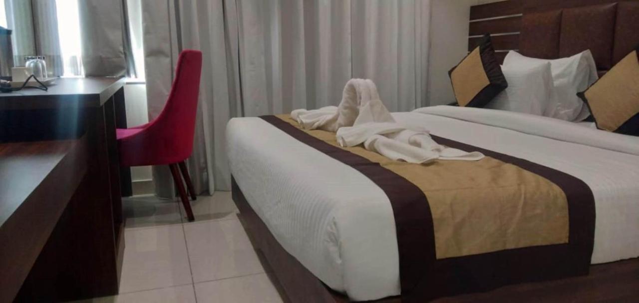 Rajlaxmi Hotel - Free Airport Pickup And Drop Jaipur Exterior foto