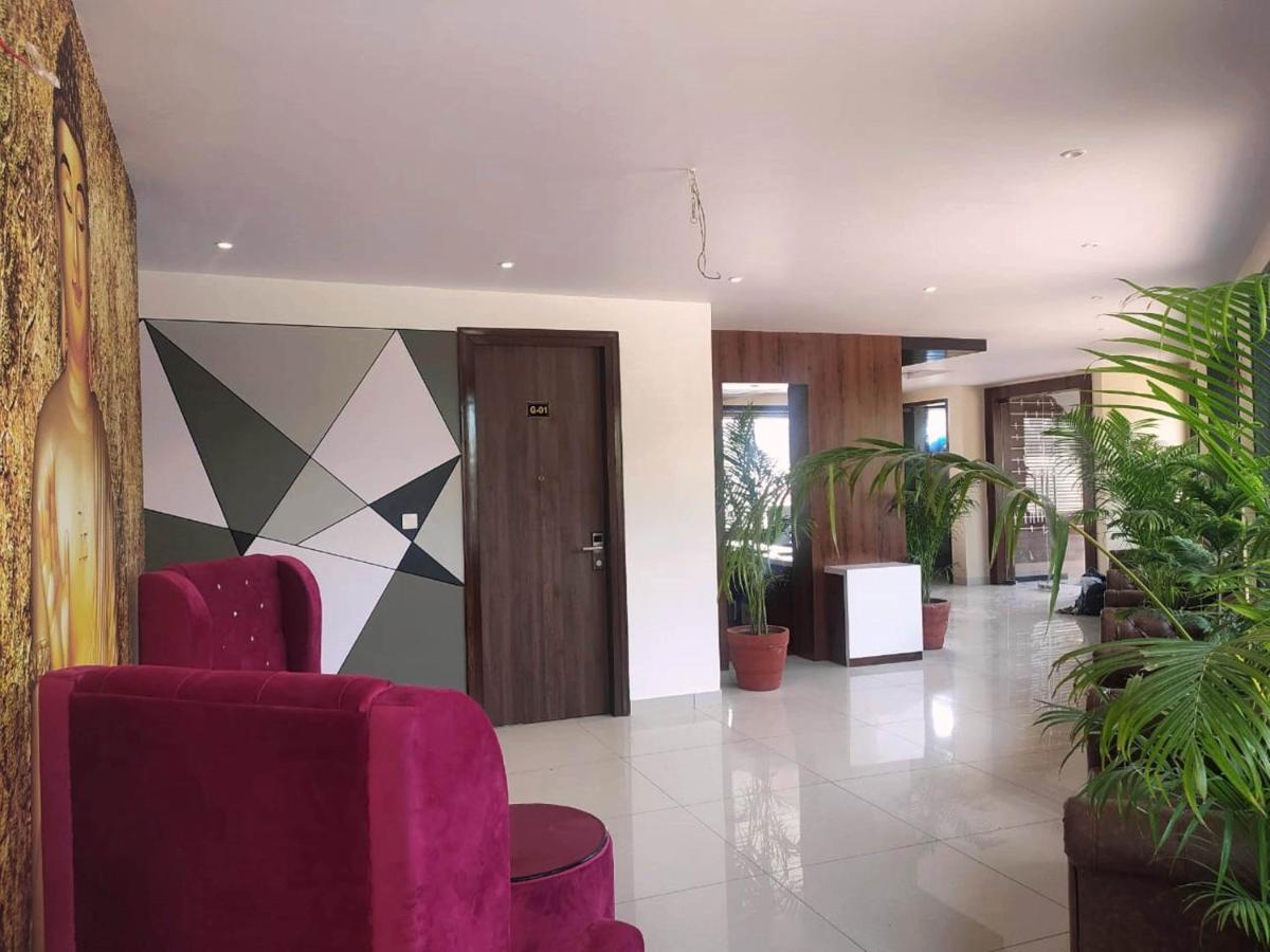 Rajlaxmi Hotel - Free Airport Pickup And Drop Jaipur Exterior foto